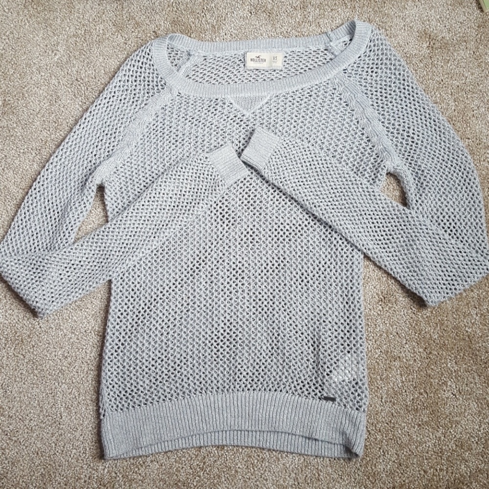 Hollistet shimmery cover sweater.
